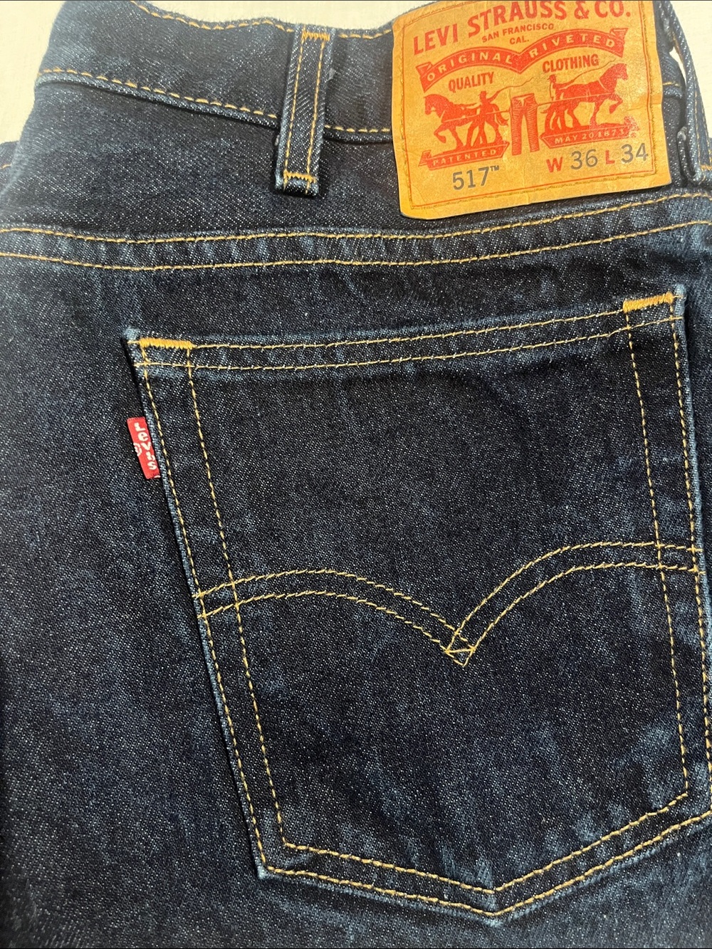 Like new Levi 517 Men’s Bootcut jeans 36x34